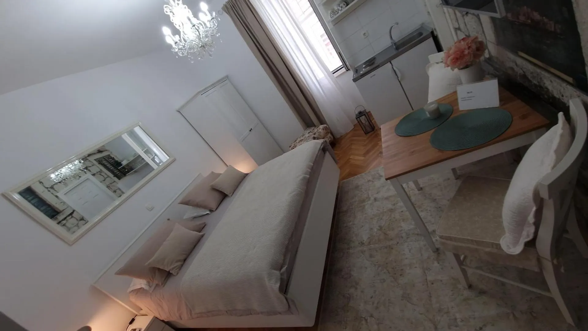 Studios Ani Split Appartement