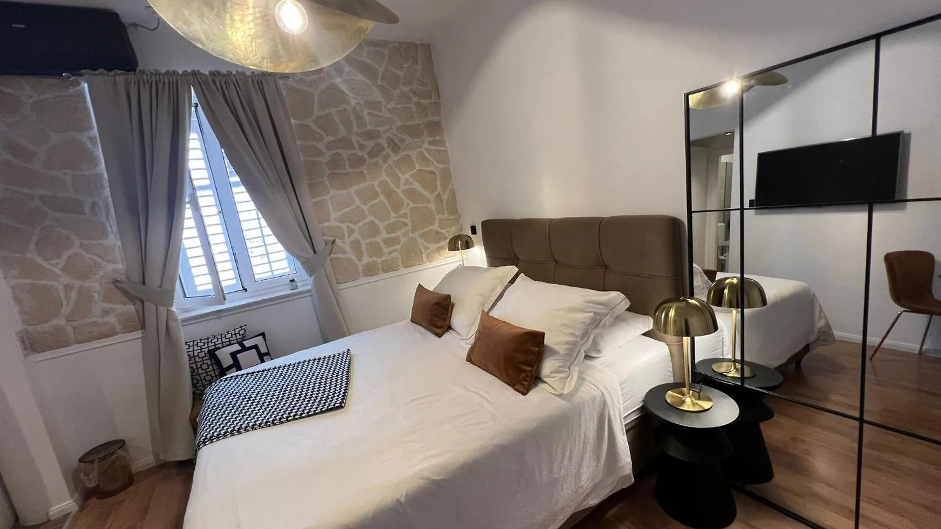 Studios Ani Split 0*,  Croacia